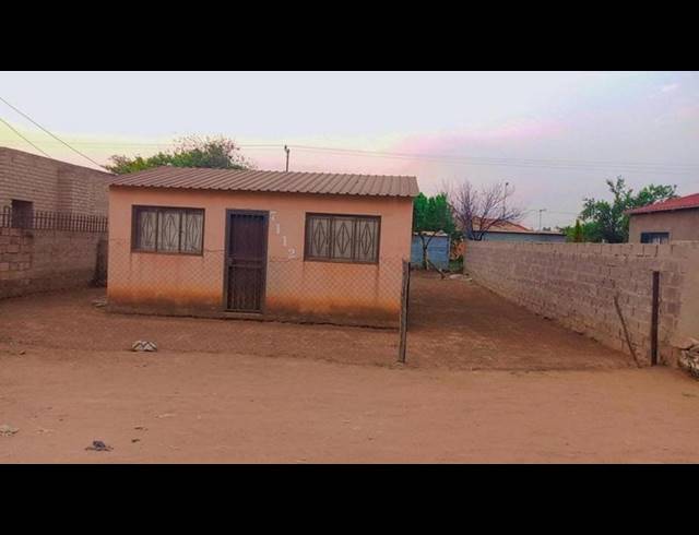 2 BEDROOM HOUSE FOR SALE IN DRIEZIEK